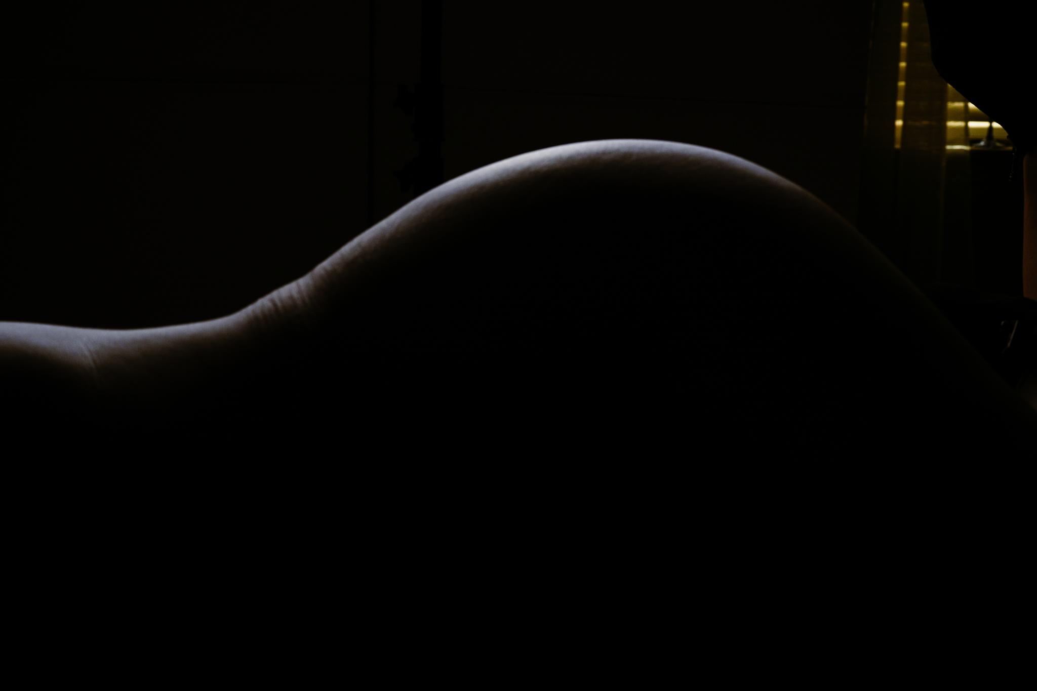 Bodyscape Boudoir Photography: Oil, Water & the Sacred Art of the Female